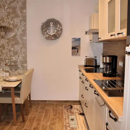 Appartement Am See, Am Alten Deich 4-6, Whg 1 24 *